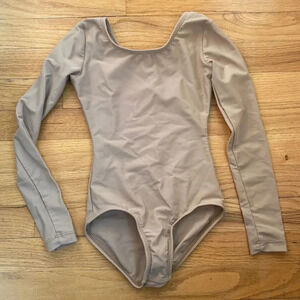 Theatricals long sleeve nude leotard hood pre owned condition no pilling sz IC